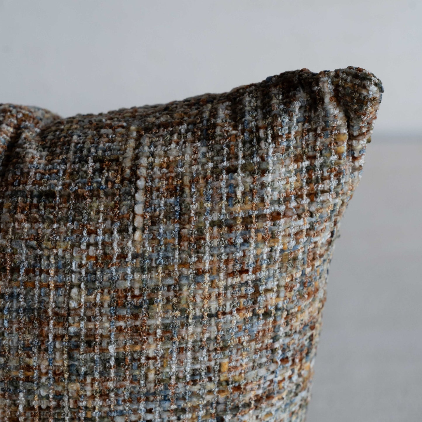Blendform – Multi Color Cushion Cover