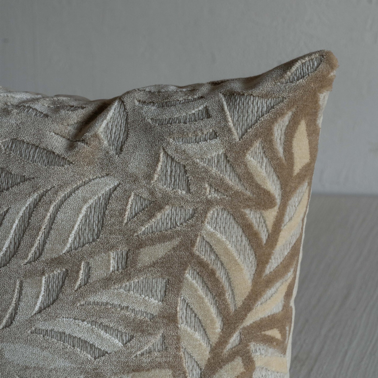 Leaf Carve Modern Cushion Cover